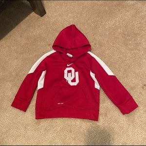 2T OU Nike dri fit hoodie